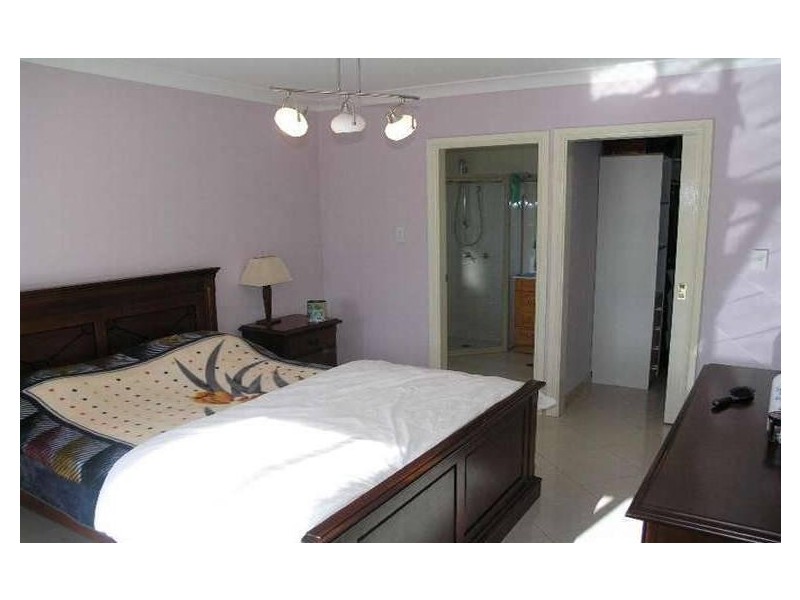 142 Juno Parade, Greenacre NSW 2190