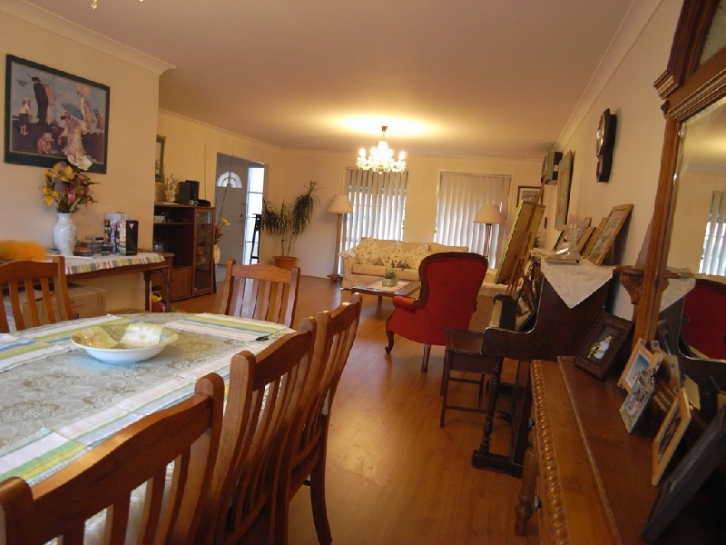 22 Macquarie Ave, Kellyville NSW 2155