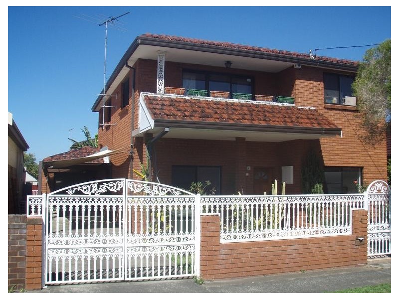 2/4 David Street, Mascot NSW 2020