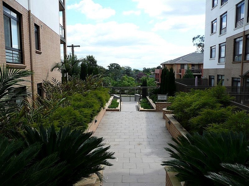 26/2-4 Purser Avenue, Castle Hill NSW 2154