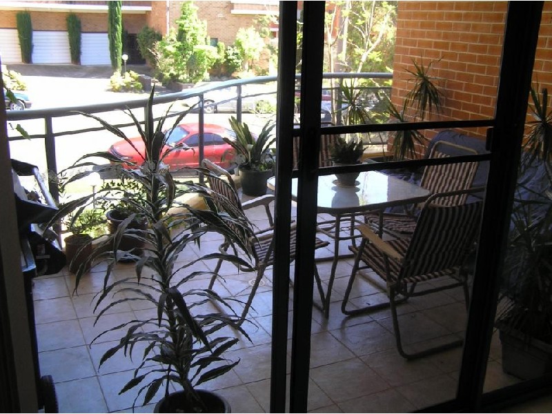 8-18 Shaftesbury St, Carlton NSW 2218