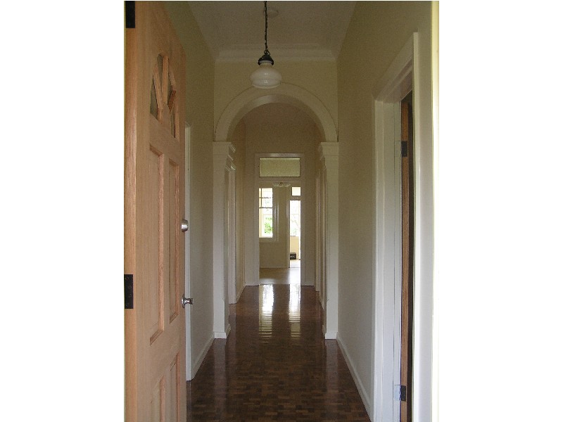 125 Forest Rd, Arncliffe NSW 2205