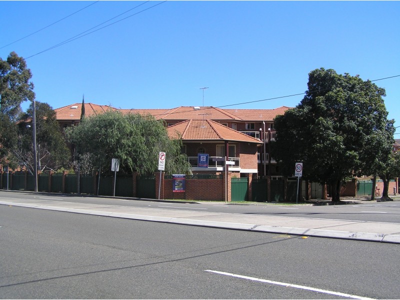 1-5 Hampden St, Beverly Hills NSW 2209