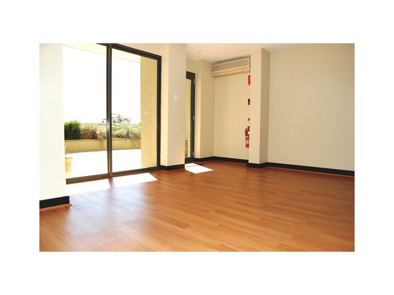 4/82 Allison Crecent, Menai NSW 2234