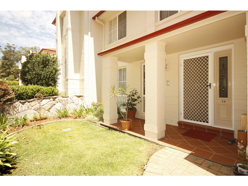 14 Daintree Way, Menai NSW 2234