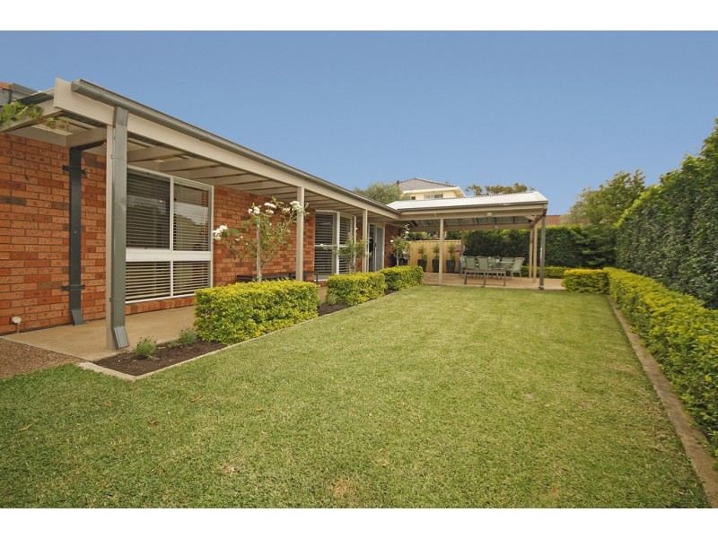 4 Jarrah Close, Alfords Point NSW 2234