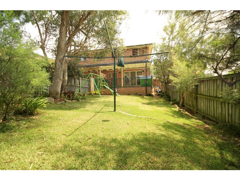 10 Fiddlewood Grove, Menai NSW 2234