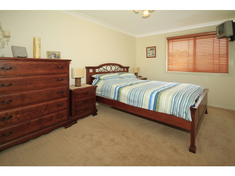 10 Fiddlewood Grove, Menai NSW 2234