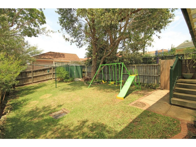 10 Fiddlewood Grove, Menai NSW 2234