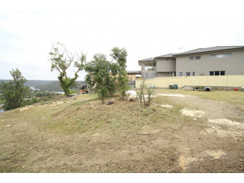 23-25 Sproule Road, Illawong NSW 2234