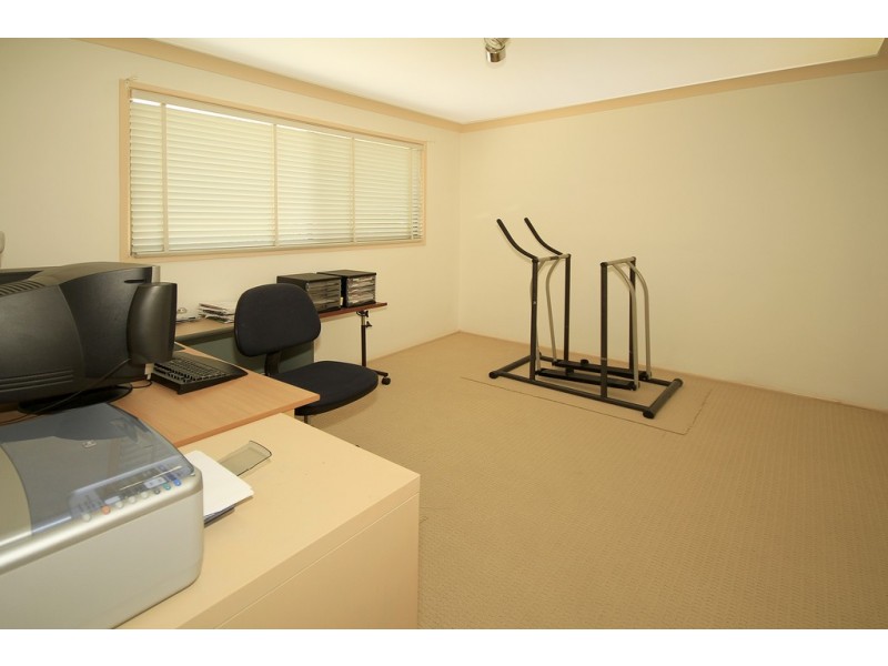 10 Davidson Road, Menai NSW 2234
