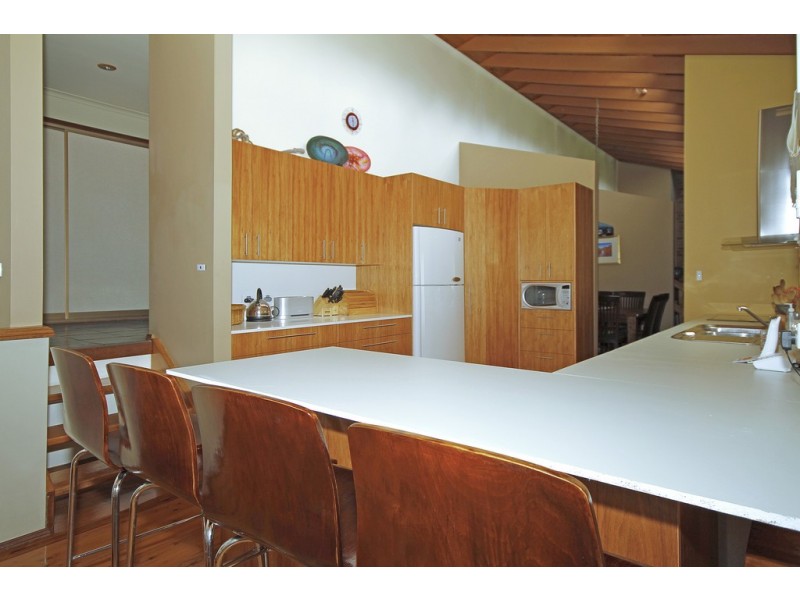 7 Ocean Place, Illawong NSW 2234