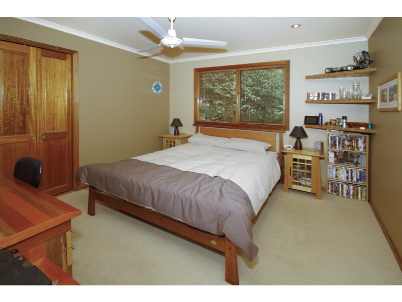 7 Ocean Place, Illawong NSW 2234