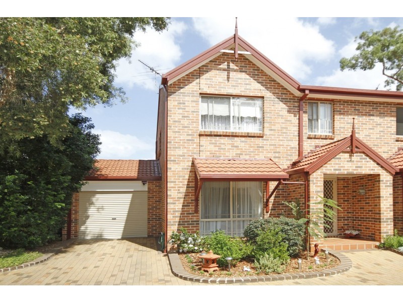 6/10 Owen Jones Row, Menai NSW 2234