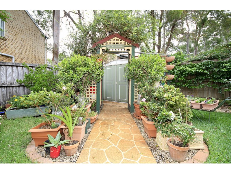 19/11 Owen Jones Row, Menai NSW 2234