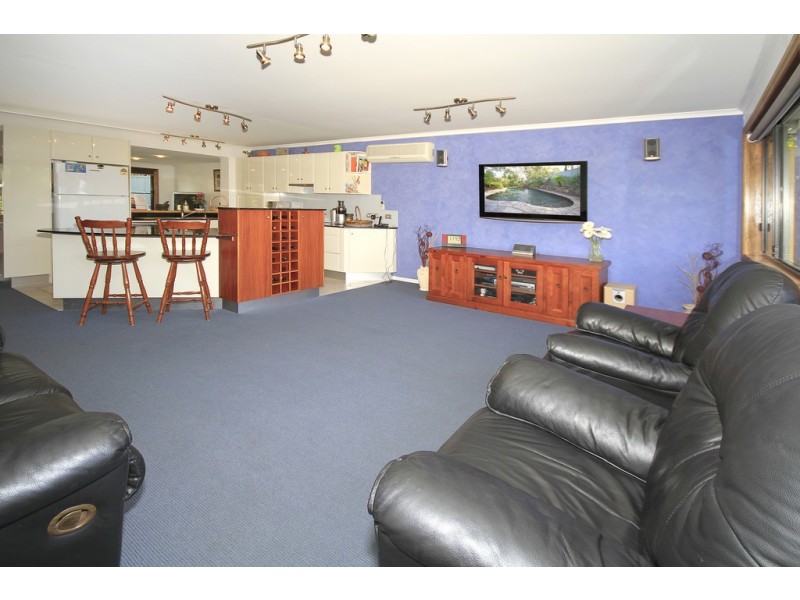 53 Jervis Drive, Illawong NSW 2234