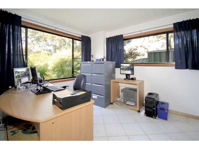 53 Jervis Drive, Illawong NSW 2234