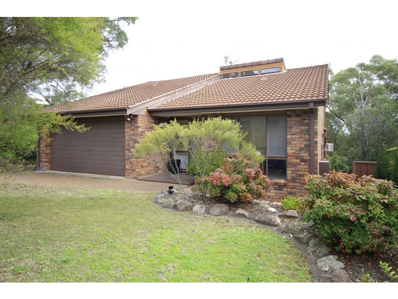 11 Scribbly Gum Place, Alfords Point NSW 2234