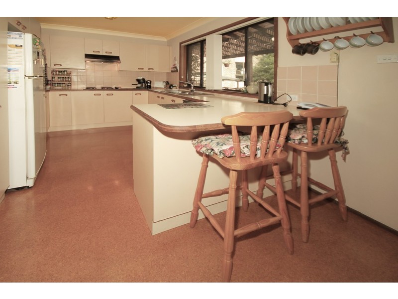 11 Scribbly Gum Place, Alfords Point NSW 2234