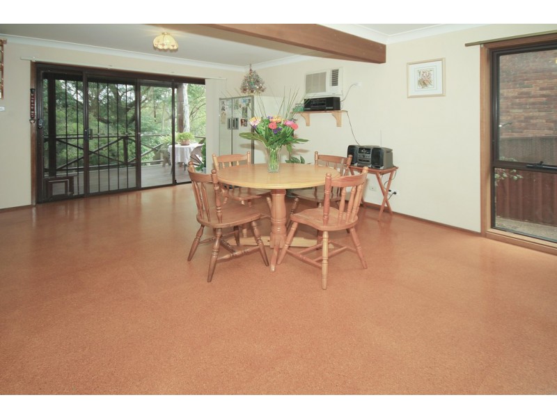 11 Scribbly Gum Place, Alfords Point NSW 2234