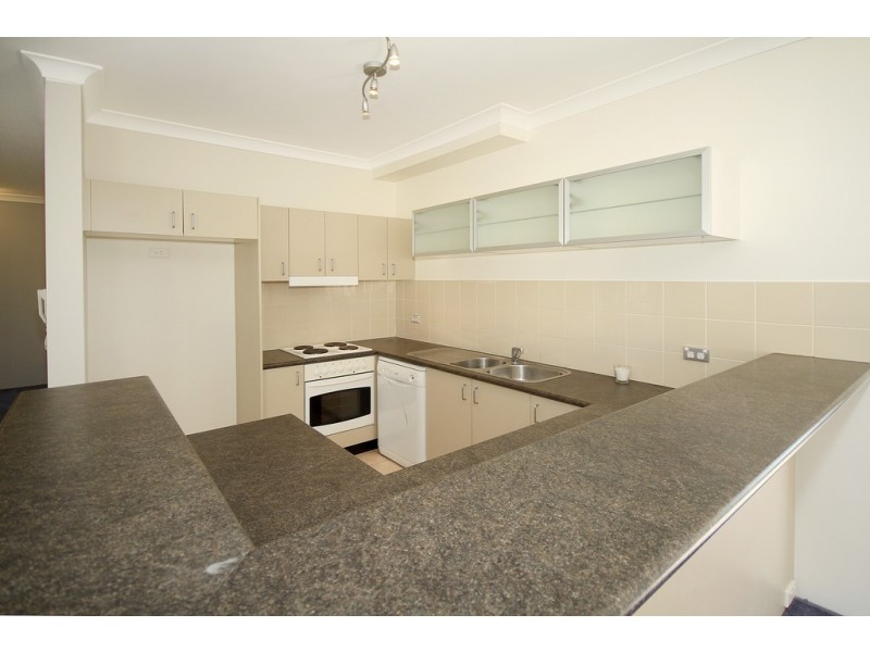 8/82 Allison Crescent, Menai NSW 2234