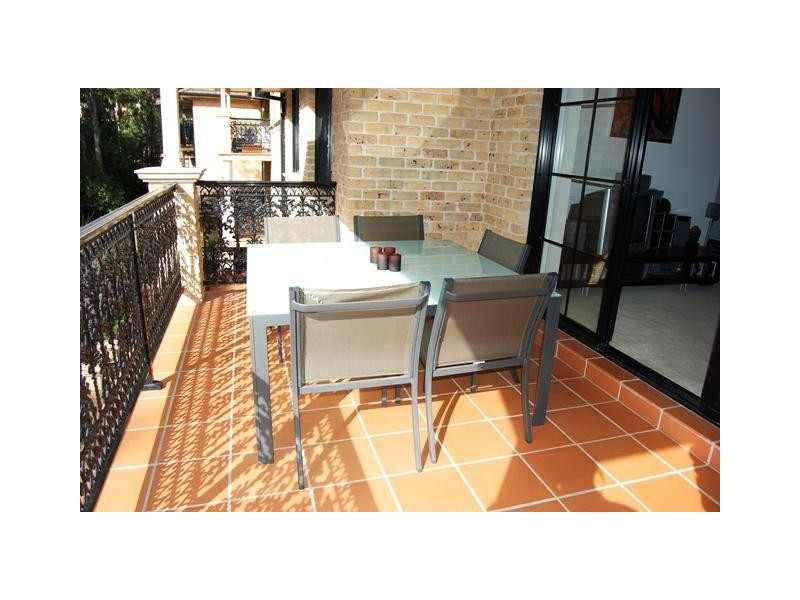 F21/6 Schofield Place, Menai NSW 2234