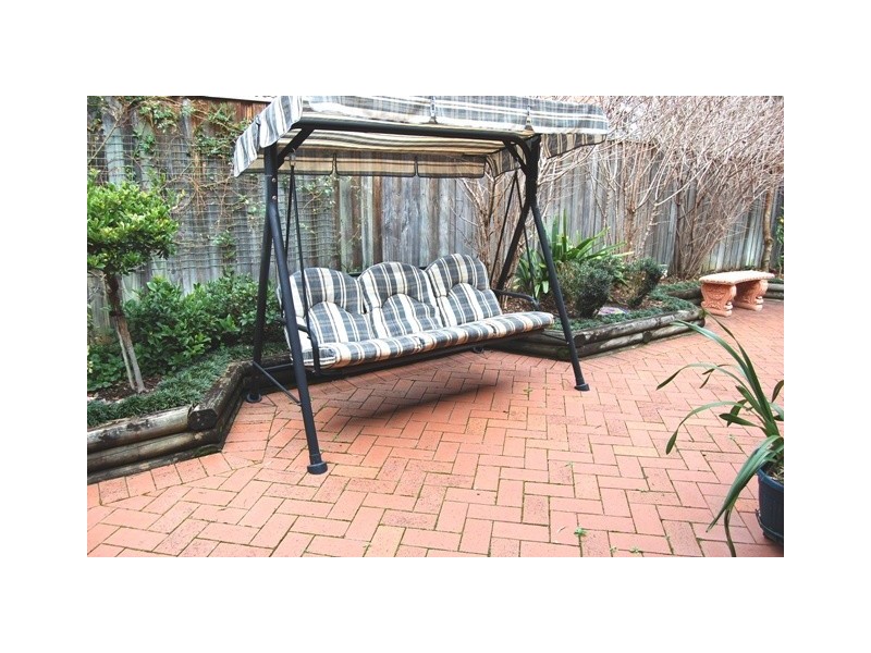 6C Bassett Place, Menai NSW 2234