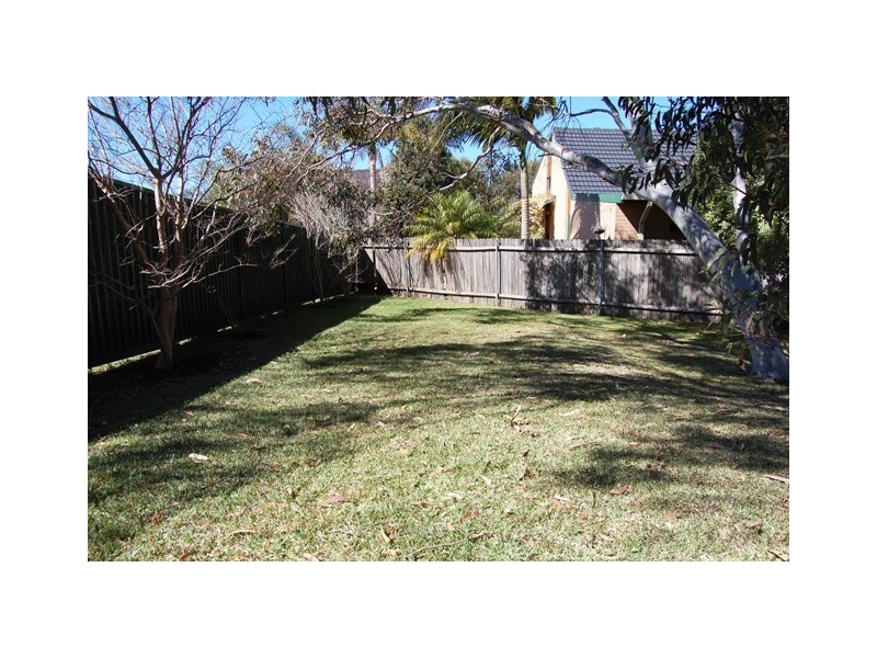 12 Rouse Place, Illawong NSW 2234