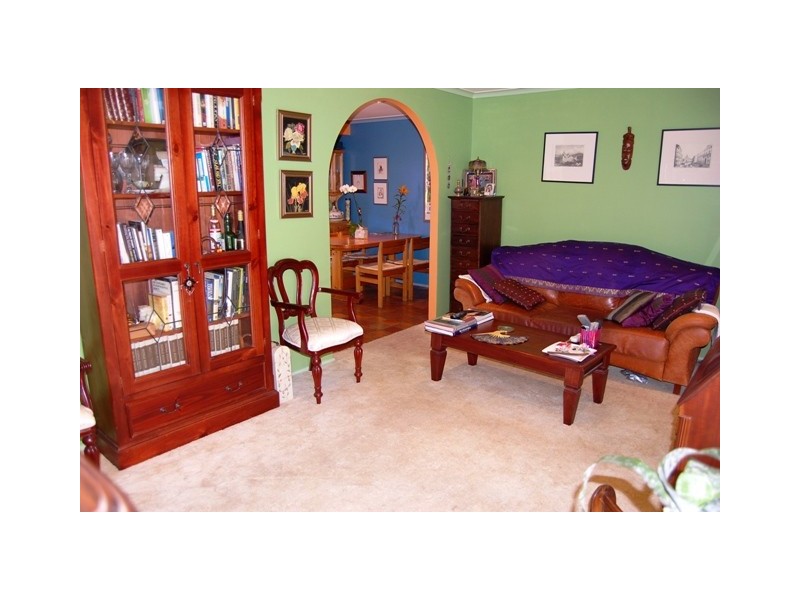 12 Rouse Place, Illawong NSW 2234