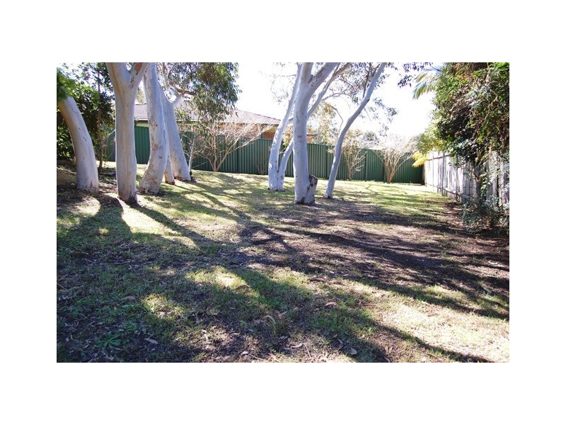 12 Rouse Place, Illawong NSW 2234