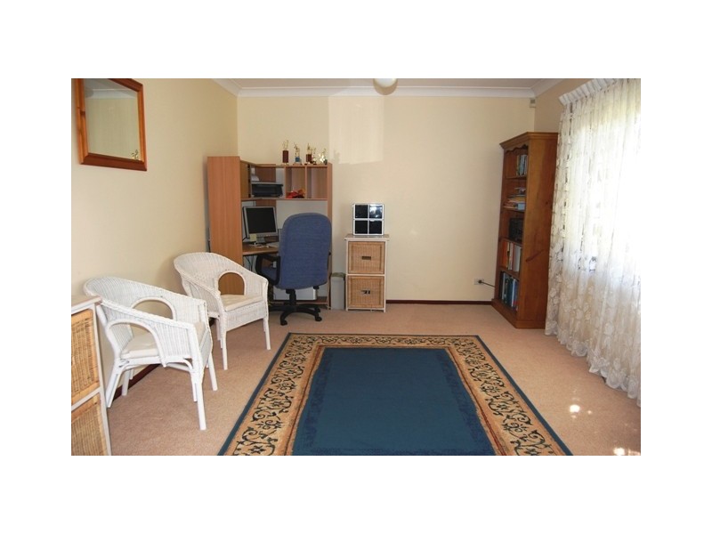 4 Belbowrie Close, Bangor NSW 2234