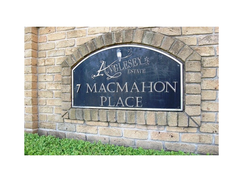 B1/7 MacMahon Place, Menai NSW 2234