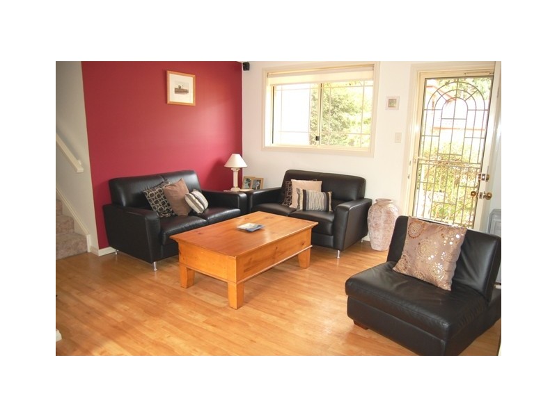 3/104 Beaumaris Drive, Menai NSW 2234
