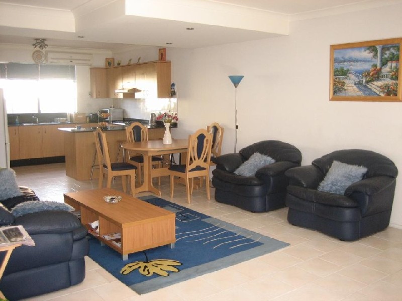 22/68  Bonds Rd, Roselands NSW 2196