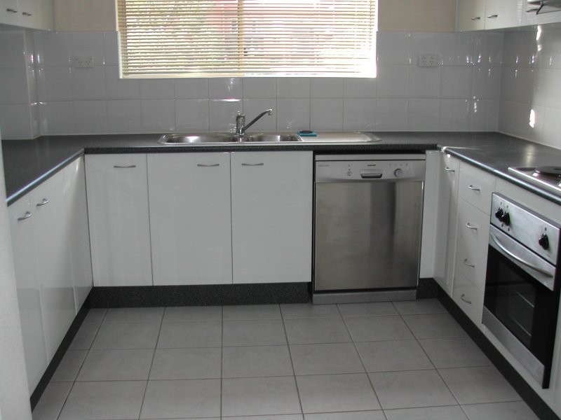 12/8-14 Gibbs St, Miranda NSW 2228