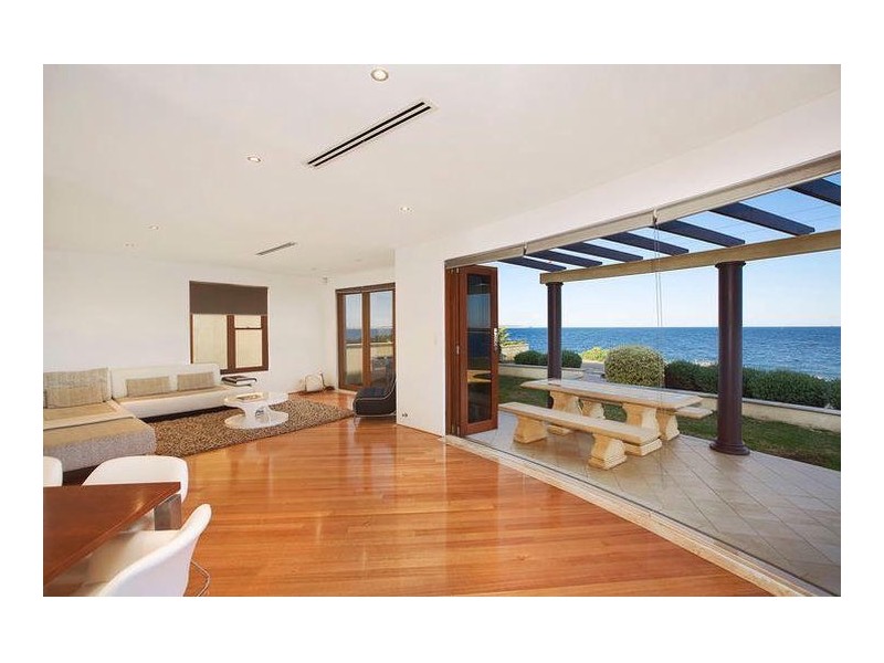 81 The Esplanade, Cronulla NSW 2230
