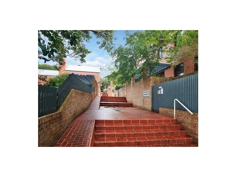 2 Kensington Mews, Waterloo NSW 2017