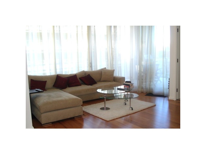 5849974 – 35 Shelley Street, King St Wharf, Sydney NSW 2000