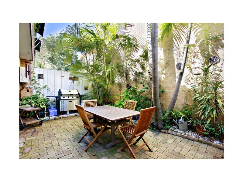 1 Huntington Street, Crows Nest NSW 2065