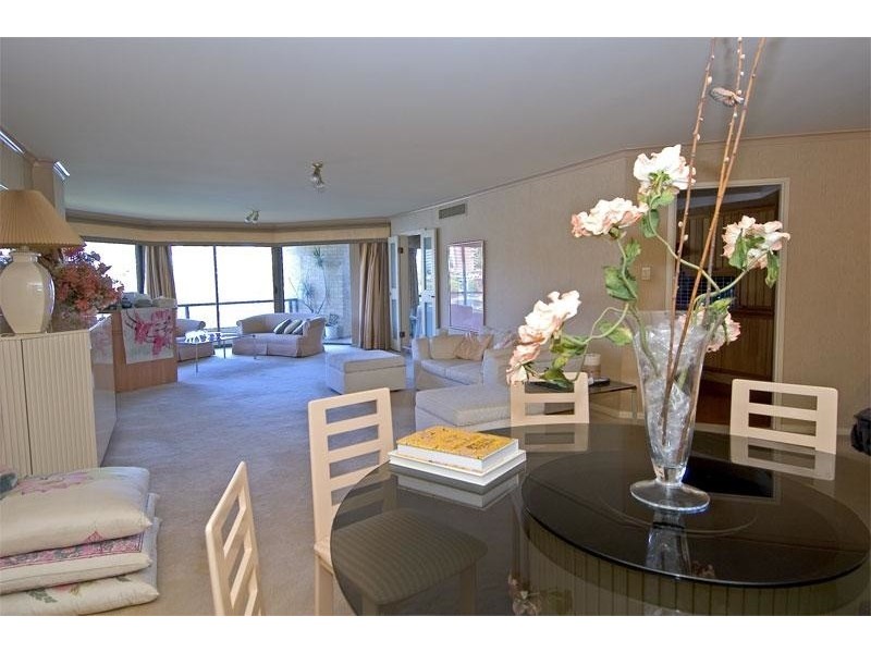 93 Elizabeth Bay Rd, Elizabeth Bay NSW 2011