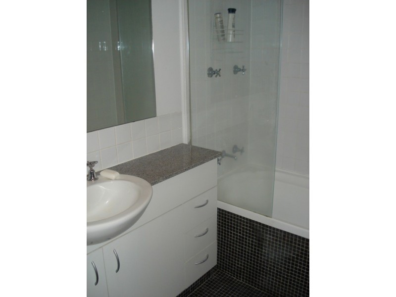 6090230 – The Exelsior – 242 Elizabeth street, Sydney NSW 2000