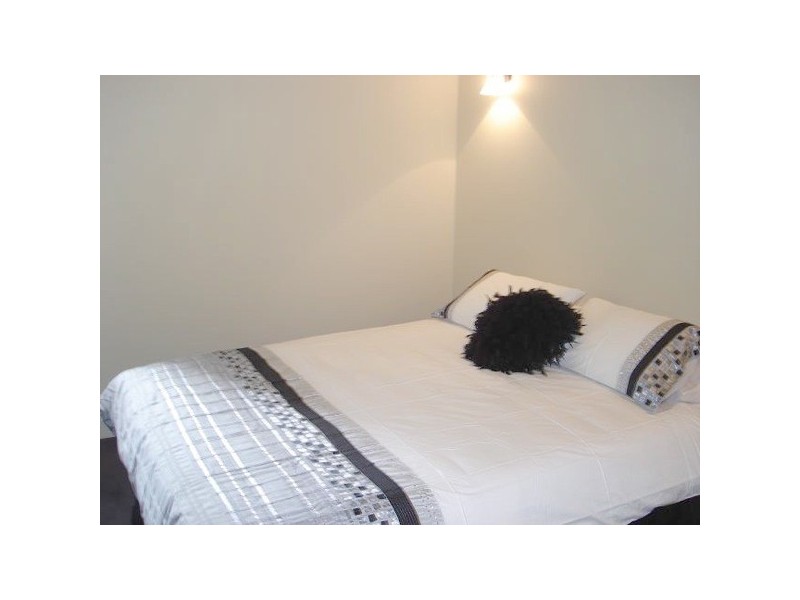 6184665 – portico – 2 York Street, Sydney NSW 2000