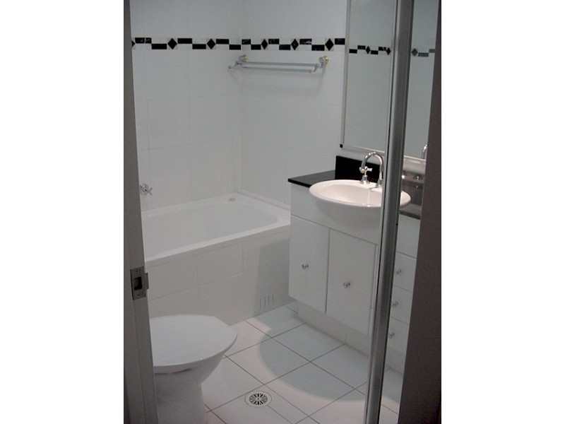 6196254 – 569-589 George Street – Summit Apartments, Sydney NSW 2000