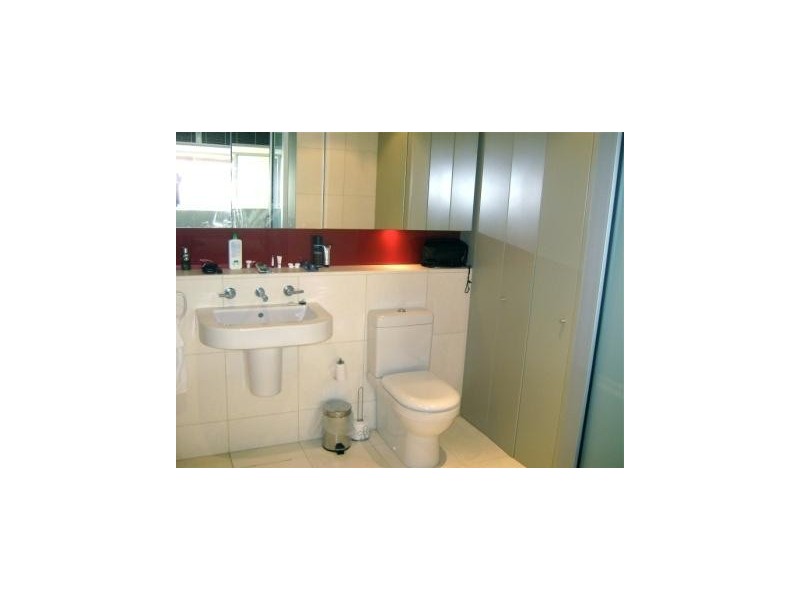 6195973 – Portico – 2 York Street, Sydney NSW 2000