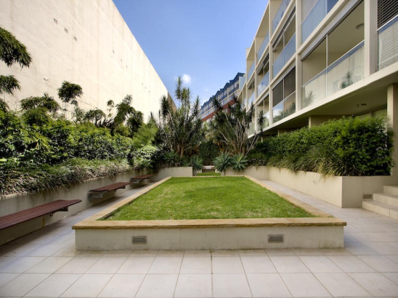 6662508 – Base Apartments – 5-13 Larkin Street, Camperdown NSW 2050