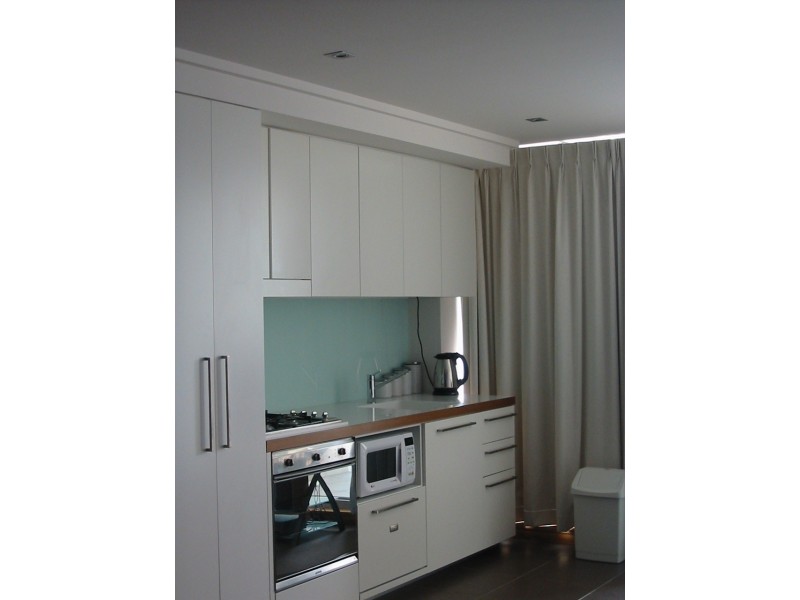 6662508 – Base Apartments – 5-13 Larkin Street, Camperdown NSW 2050