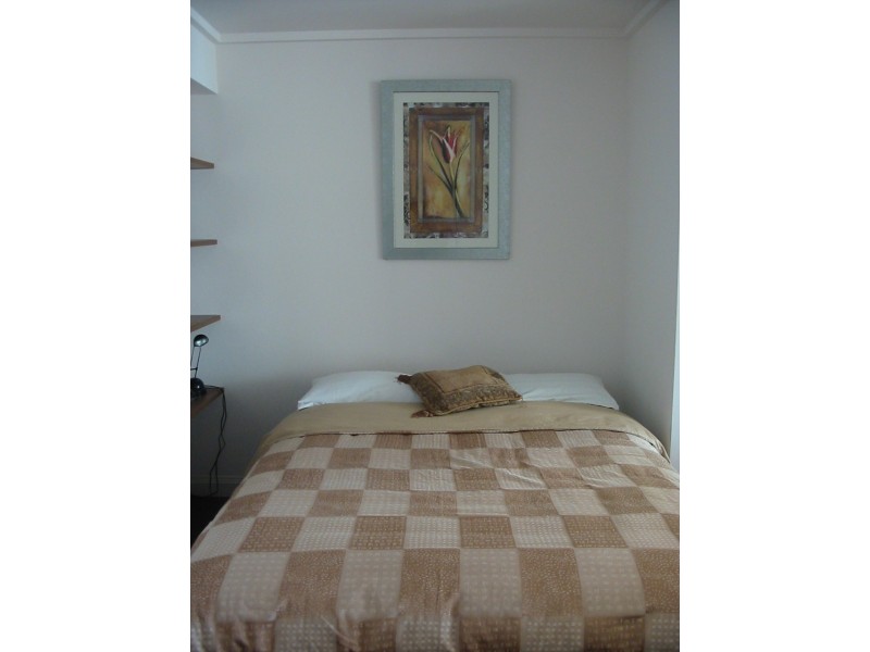 6662508 – Base Apartments – 5-13 Larkin Street, Camperdown NSW 2050