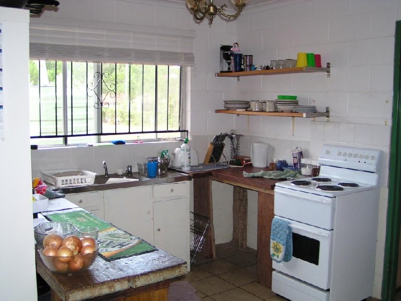 65 Treasure Island Avenue, Karragarra Island QLD 4184