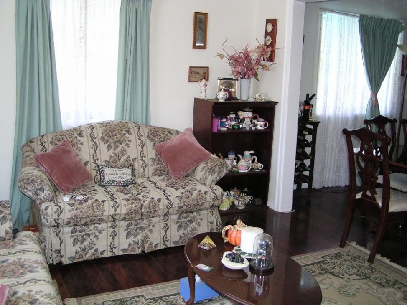 1 Oomool Street, Macleay Island QLD 4184
