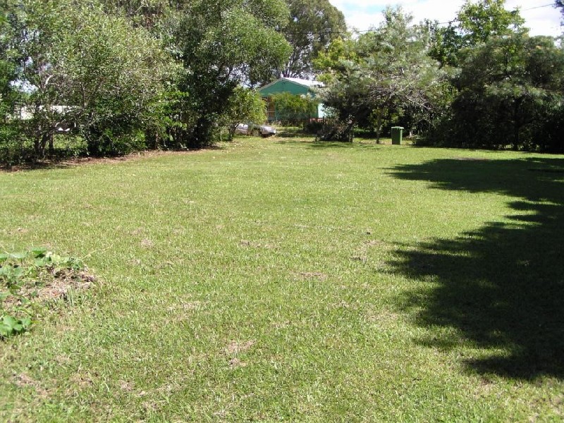 1 Con Street, Macleay Island QLD 4184